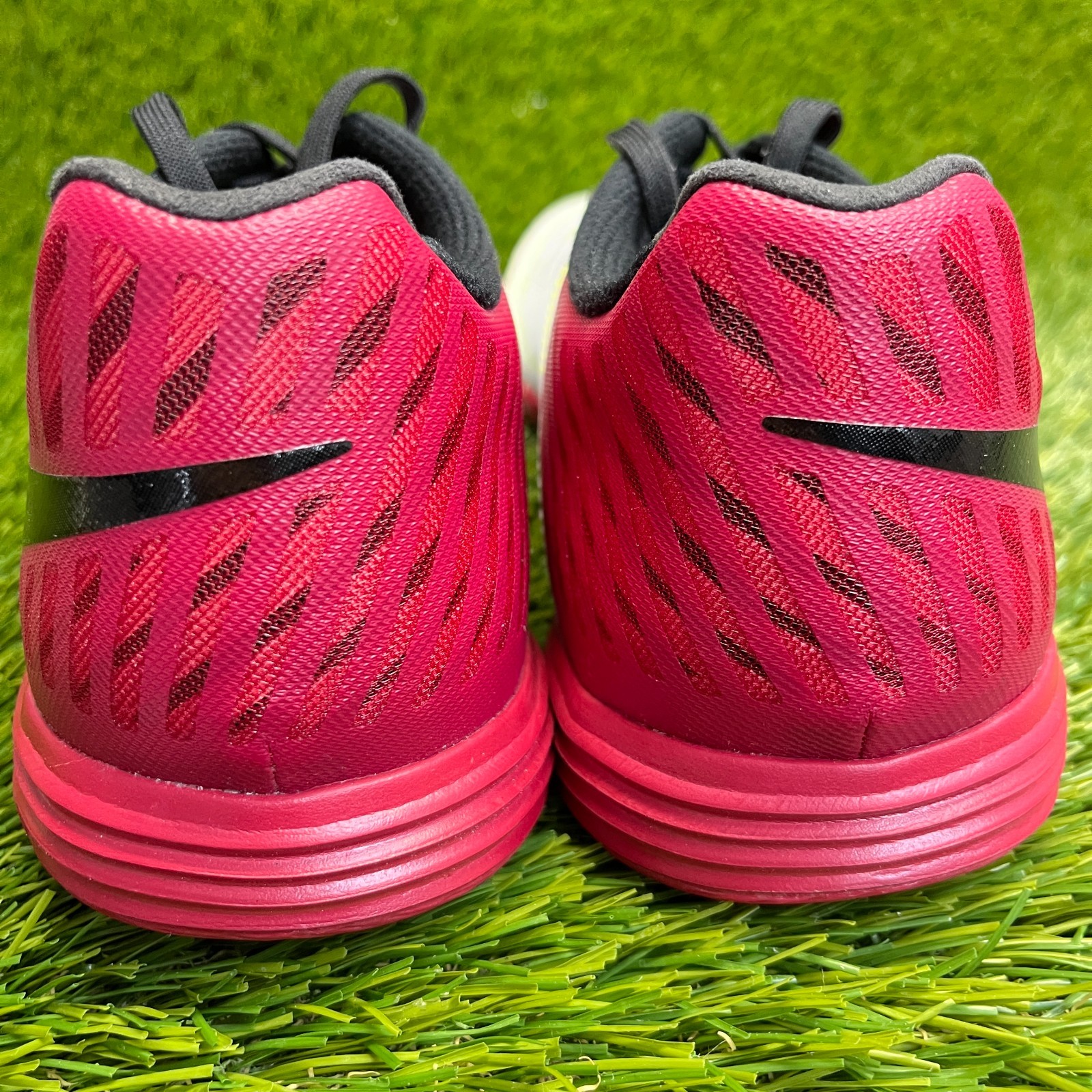 Nike Lunargato II 2 Gato Mens Size 9 White Red Black Running Indoor Soccer Shoes thumbnail 6