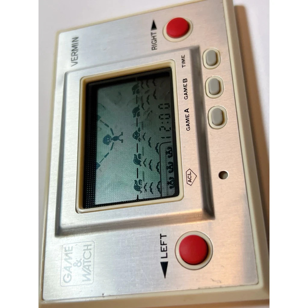 NINTENDO GAME AND & and WATCH Vermin 1980 Direct From Japan Very