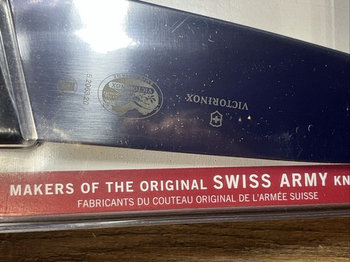 Victorinox Swiss Made Fibrox Pro Chef's Knife, 8-Inch 5.2063.20 NEW In Packaging - Picture 3 of 4