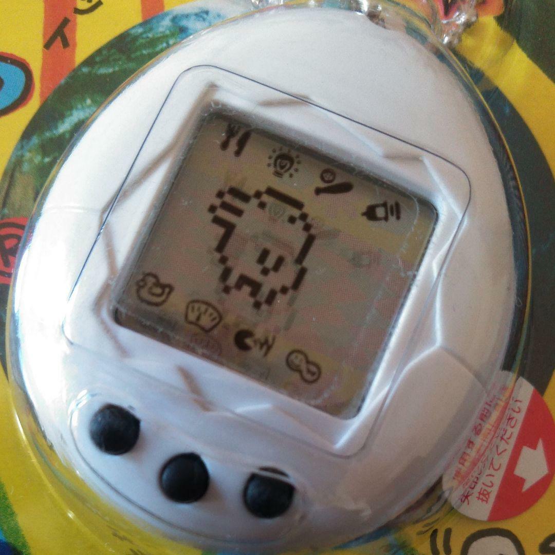 BANDAI Tamagotchi First generation White Pet Game Toy 1996 NEW