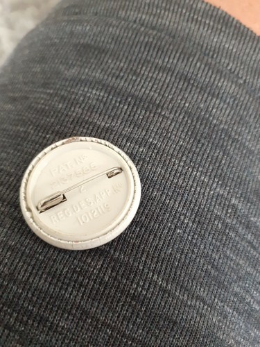 Nspcc Young Noodles Vintage Badge - Picture 2 of 2