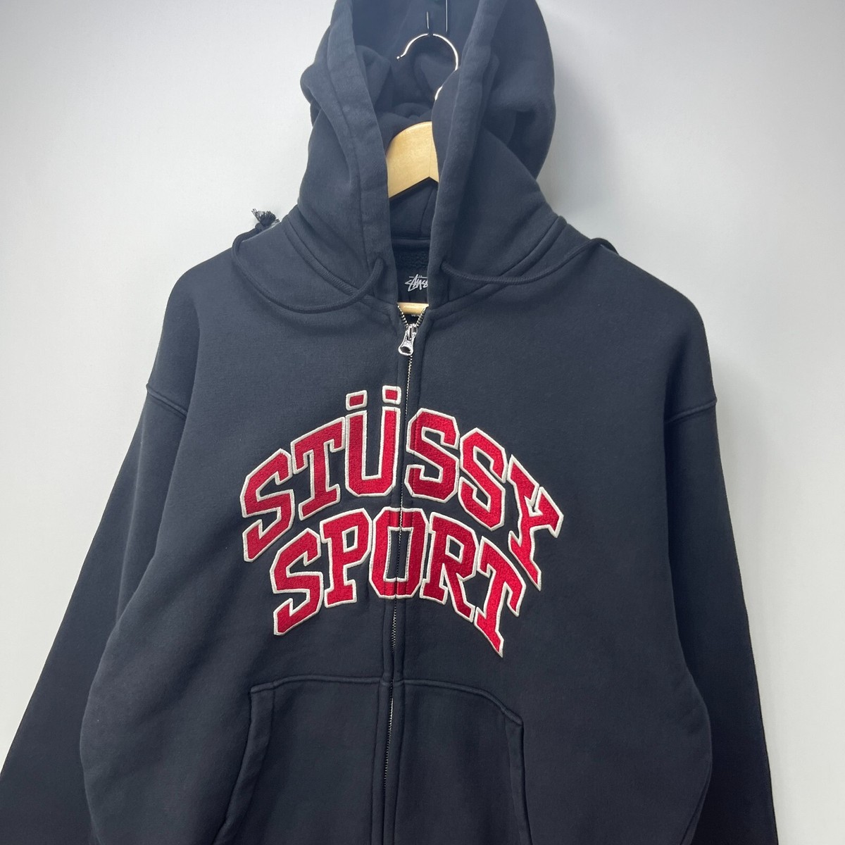 ★韓国の人気★【Stussy】★SPORT ZIP HOODIE★WASHED BLACK★ ☆韓国の人気☆【Stussy】☆SPORT ZIP HOODIE☆WASHED BLACK☆