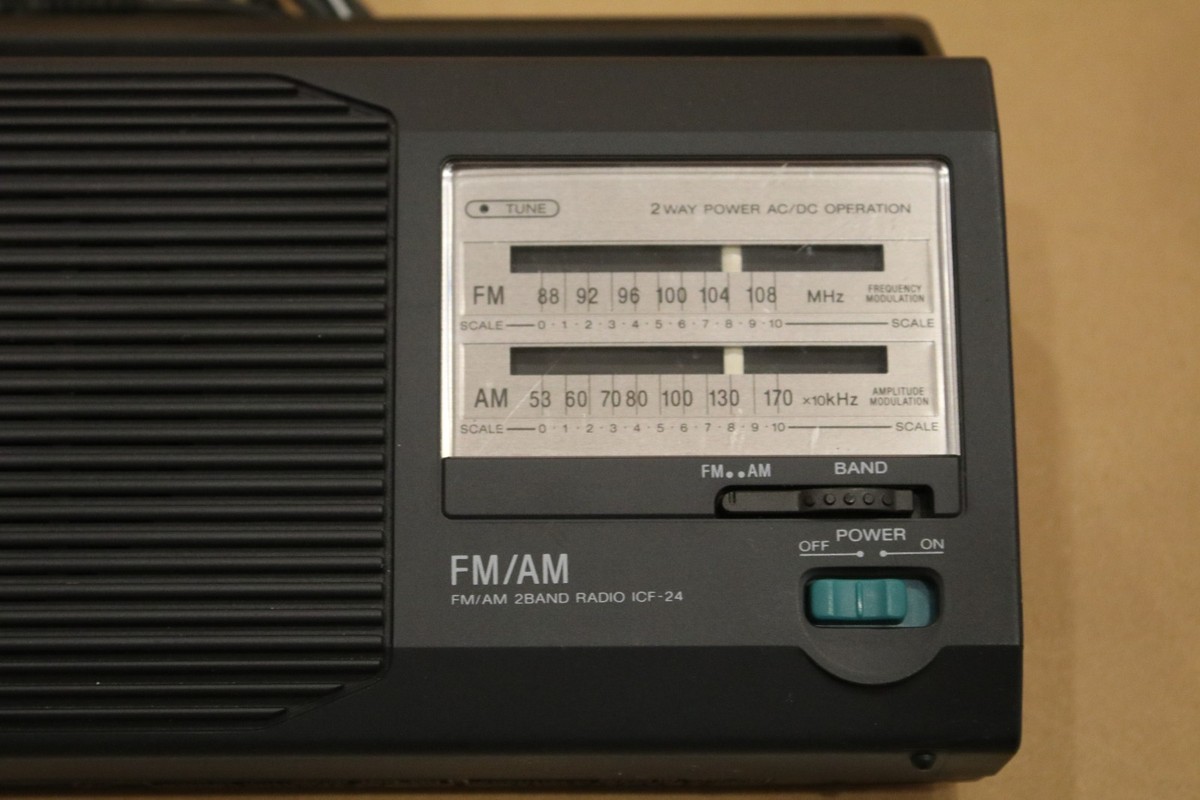 Vintage Sony ICF-24 FM/AM 2Band Portable Radio - Works Great! Very