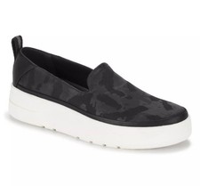 Baretraps Women's Nevin Slip On Sneaker Black Camouflage 8.5M