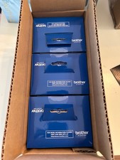 3 Stück! Brother DK-3235 abnehmbare selbstklebende Papieretiketten, 2-1/10" x 1-1/10" - NEU