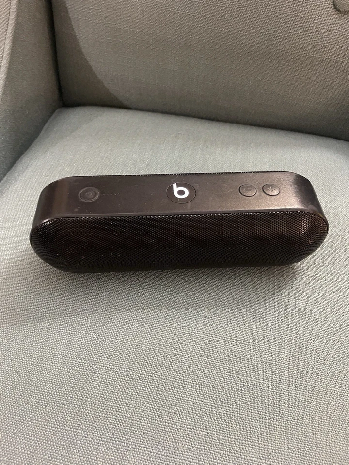 Alto-falante portátil Beats Pill+ sem fio preto Bluetooth modelo A1680 - VÍDEO TESTADO - Imagem 2 de 4
