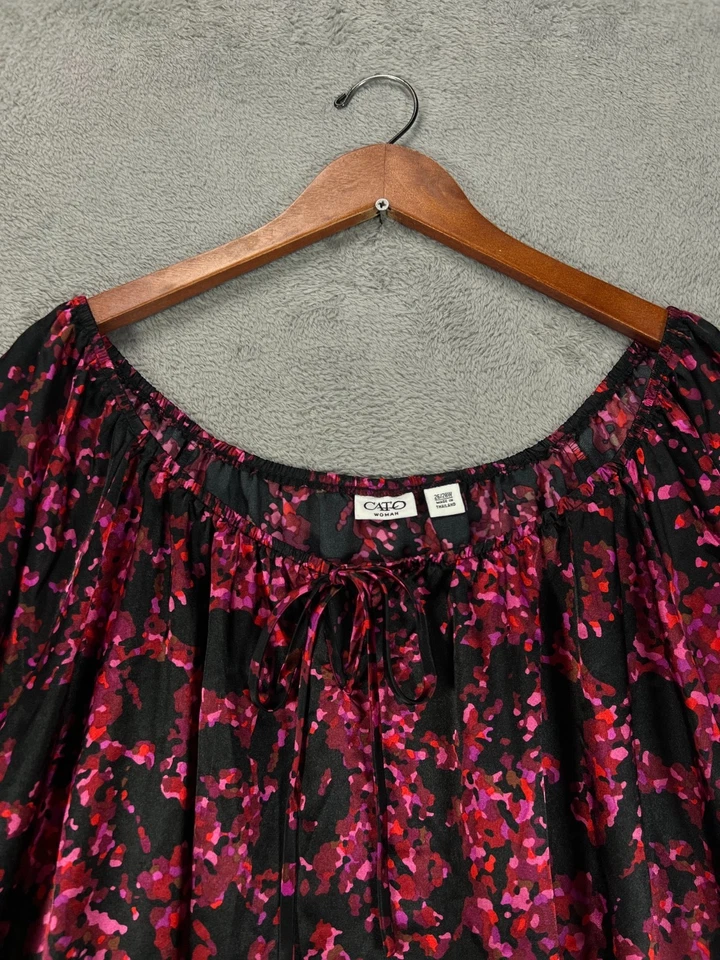 CATO Mujer Plus 26W Negro Rosa Floral Satén Prendas para el torso Camisa Blusa Manga Globo Foto 3 de 4