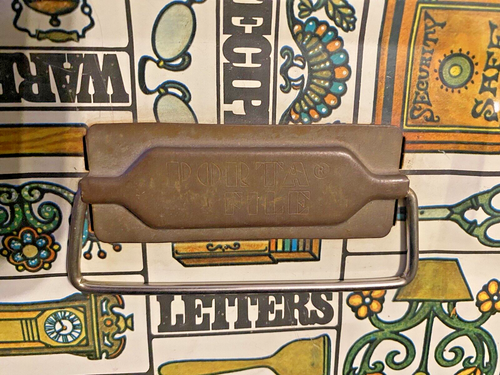 Vintage Porta File Document Box with lock, key, and handle by Ballonoff - Picture 3 of 14
