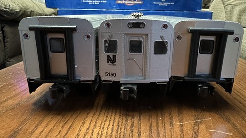 Atlas Comet II NJ TRANSIT (3) CARS#5616,5150,5633 AND MTH GENESIS PS3 20-20772-1 - Picture 6 of 21