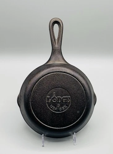 Vintage Lodge 3SK Cast Iron Skillet 6 1/2" Frying Pan Skillet Double Spout USA