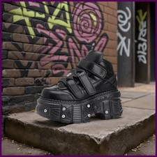 2025 New Punk Style Women  s Lace-up Platform Shoes 6CM Heel Metal Gothic Boots