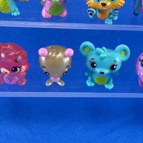 Hatchimals Hatchlings Colleggtibles Mini Figures Lot of 24 - No Duplicates