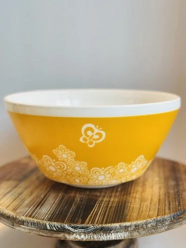 Vintage Charm Inspired Retro Glass Bowl By Pyrex 10 Cup Gold