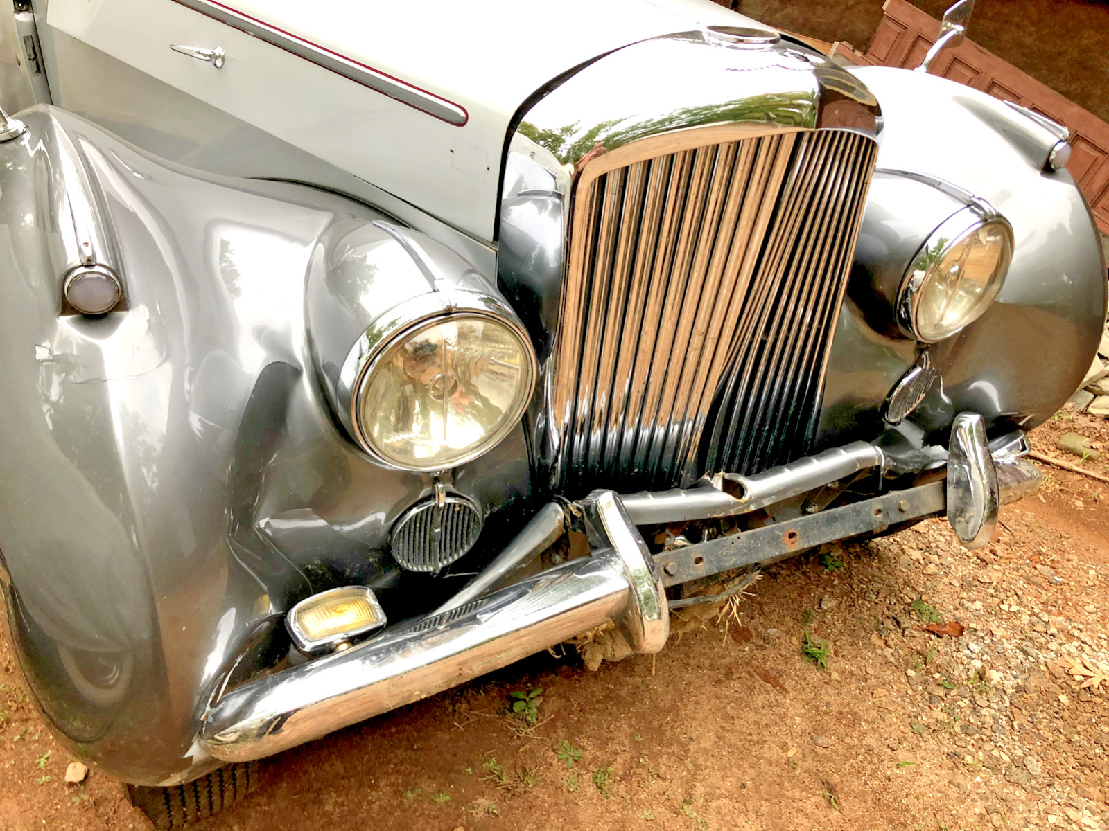 ROLLS ROYCE DAWN WRAITH BENTLEY LIGHT. WORLDS LARGEST USED 1946 - 1965 INVENTORY