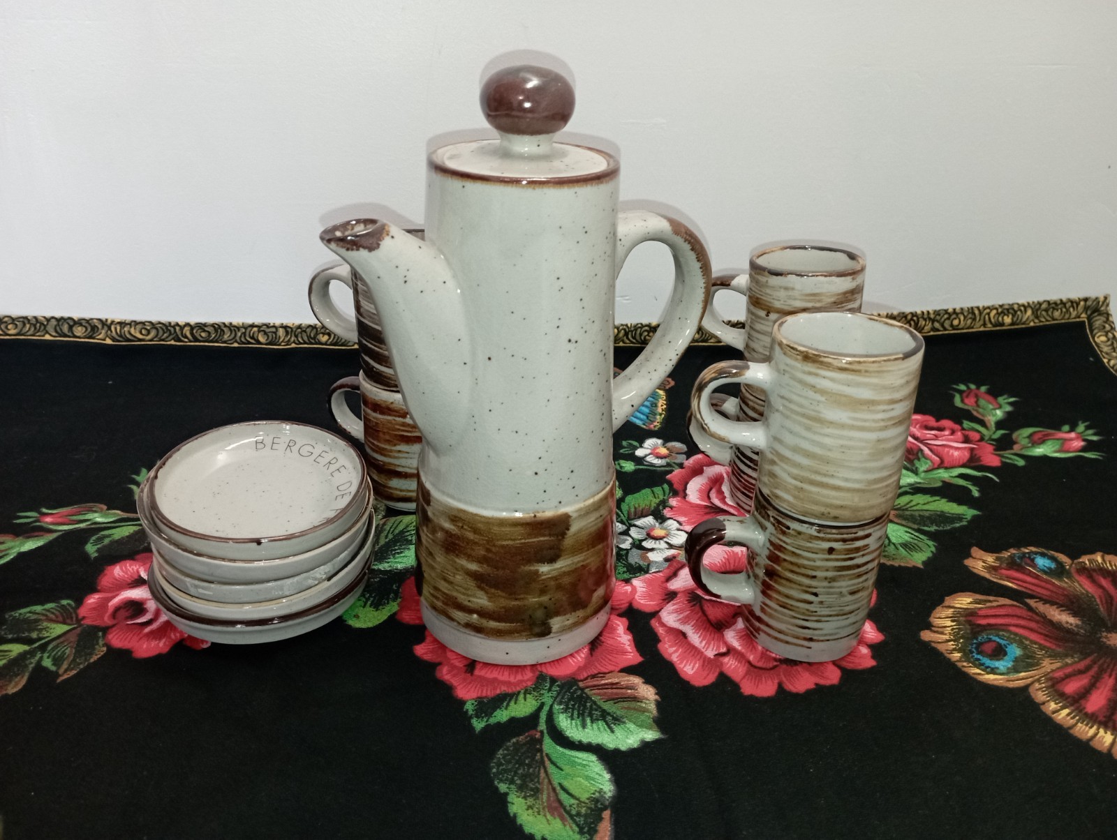 Service café vintage Bergère de France souvenir d'enfance en grès rustique chaleureux