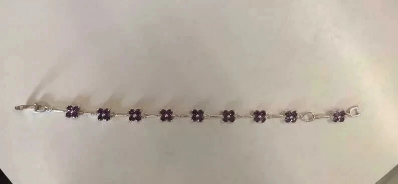 Brazalete Tenis Flor Mujer Amatista Simulada Redondo 5 Ct Chapado en Oro Blanco 14K Foto 3 de 4