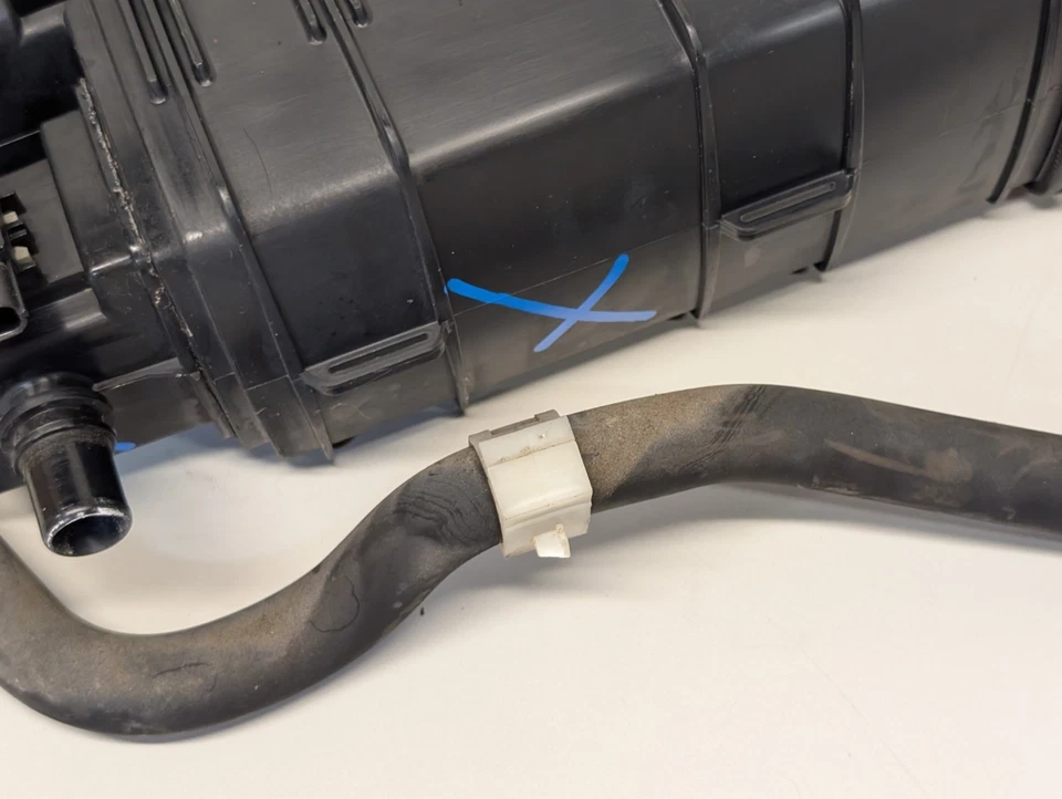 Bote de carbón de vapor combustible EVAP gasolina piloto Honda Pilot 2005-2008 fabricante de equipos originales Foto 4 de 4