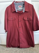 Wrangler Men's Comfort Flex Button Down Shirt XL Brick Red Short Sleeve