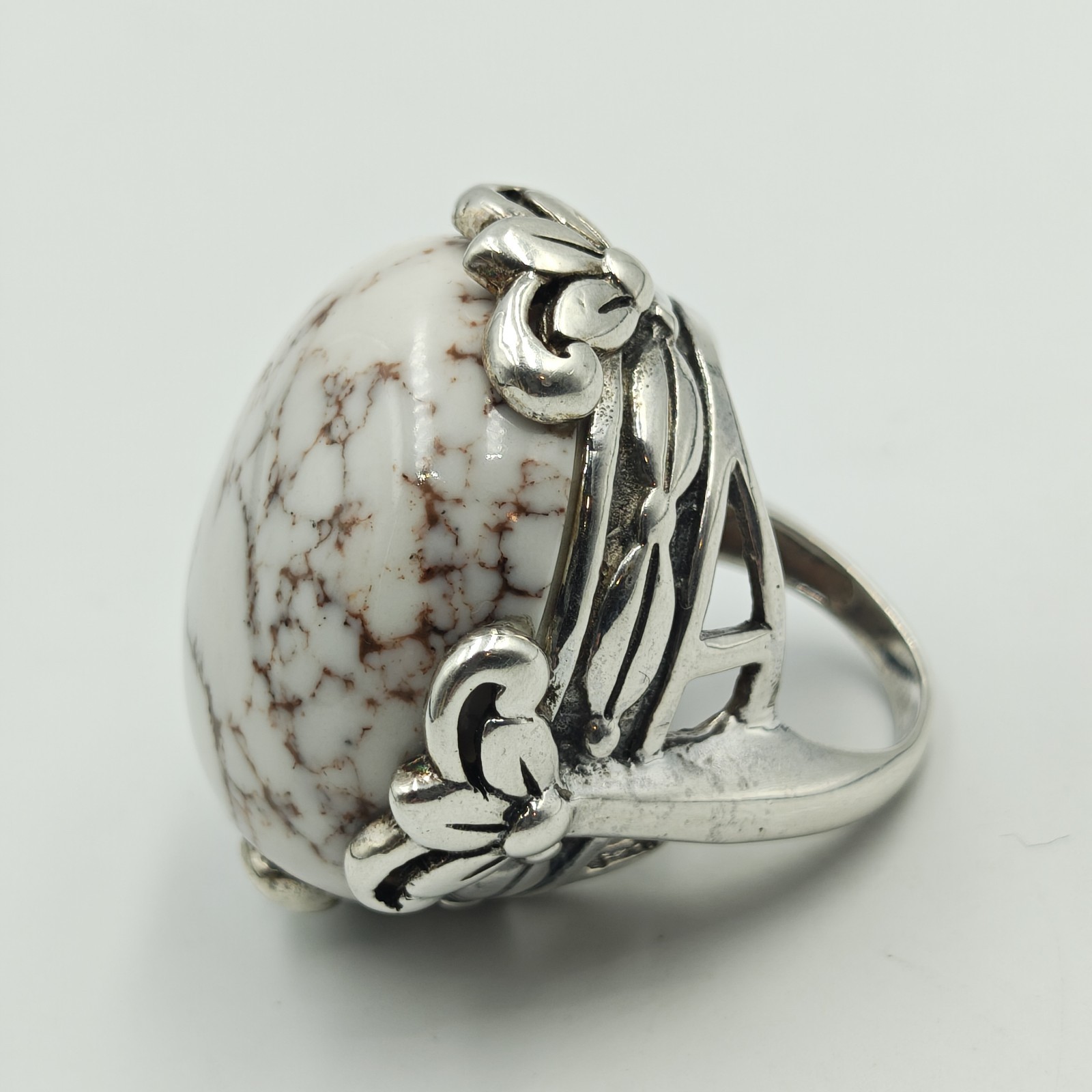 Ross Simons Sterling Silver 925 Large Howlite Cab… - image 4