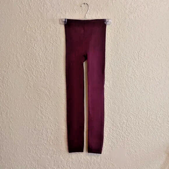 Used, Unbranded, Women’s M Petite, Stretchy Fleece-lined Leggings