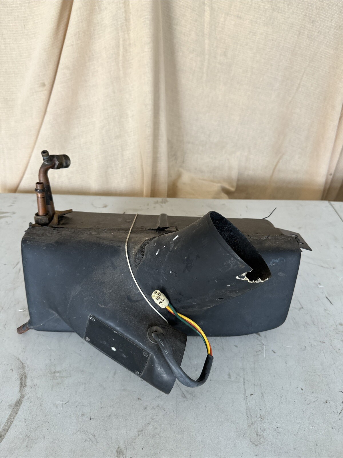 OEM Ferrari 328 A/C Air Conditioning Evaporator Box Assembly 61830500 P/R READ