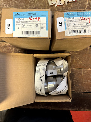 Crouse-Hinds TMC4140 1 1/4'' Terminator Cable Fitting Pack of 2