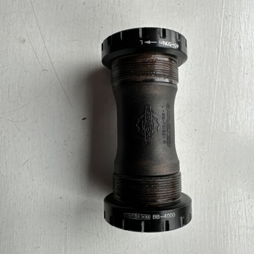 FSA MegaExo Bottom Bracket - BB-4000 - 19mm Spindle - English Thread - 68mm BB - Photo 1/6