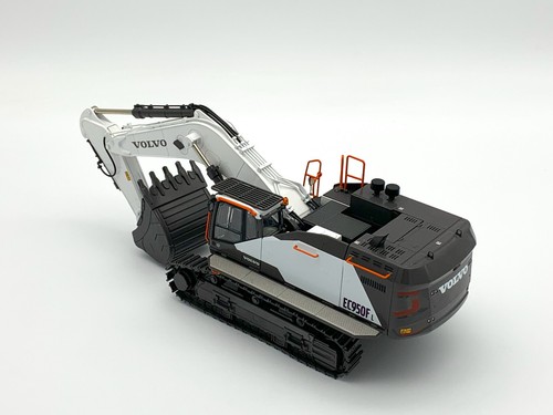 Volvo EC950F excavator in white ,WSI truck models , construction vehicle, 1:50 - Picture 10 of 14