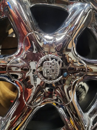 Chrome OEM Center Cap For 1999-2000 Cadillac Escalade – Factory P/N 9593754, 6-Spoke Wheel