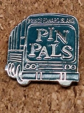 PRINCE EDWARD ISLAND PIN PALS BUS SOUVENIR PIN