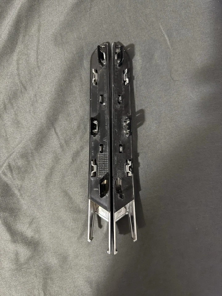 Par de acabamento de para-lama BMW M4 F82 OEM esquerda e direita para 2014+ - Imagem 2 de 2