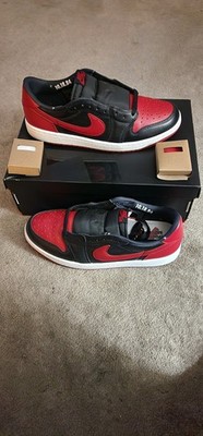 AIR JORDAN 1 RETRO LOW OG BANNED 2026 SZ 8.5 BLACK/BLACK VARSITY