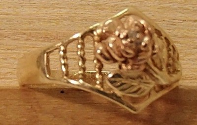 10 Karat Gold Ring ~ Größe 6,5 ~ erhabene Rosenblüte von JCM ~ 2,0 Gramm