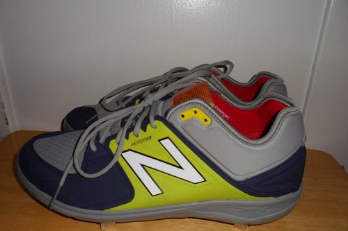NWOT $149.99 NEW BALANCE 3000V3 