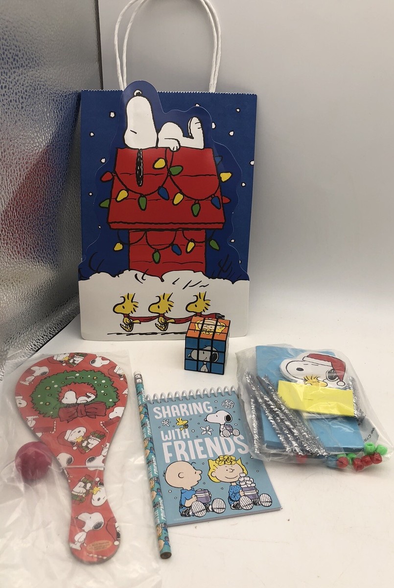 Peanuts Snoopy Kids Christmas Gift Craft Goody Party Bag