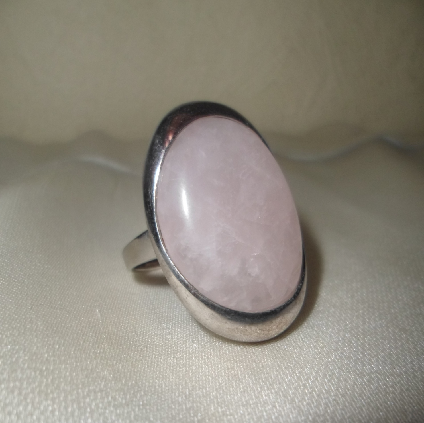 Bague en argent 925 rhodié et quartz rose taille 50.5 pour affirmer votre style délicat
