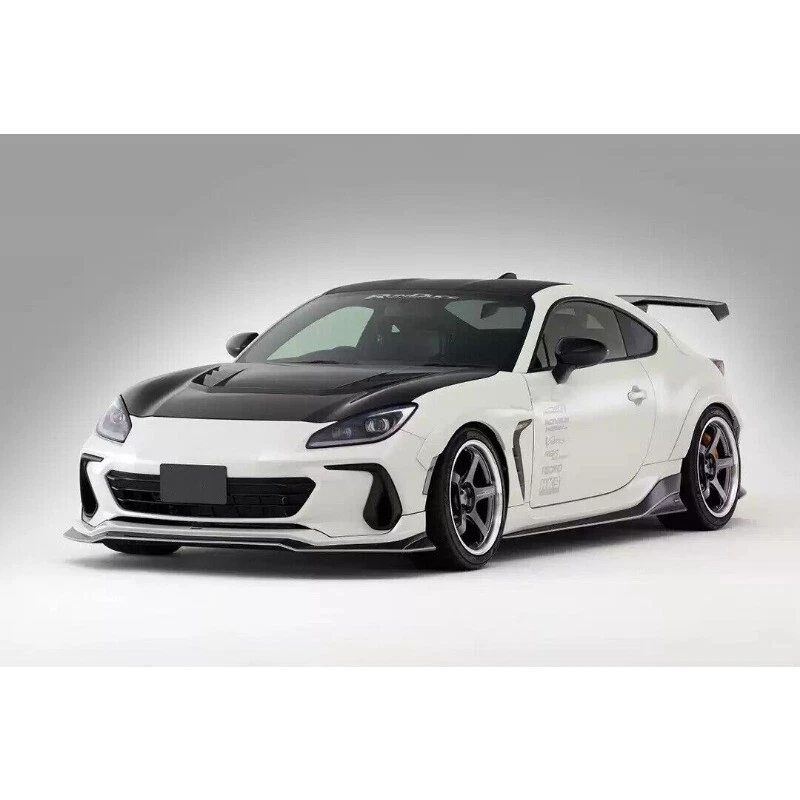 Cubierta de motor estilo VRS de fibra de carbono para Toyota GR86 Subaru BRZ 22-23 Foto 2 de 4