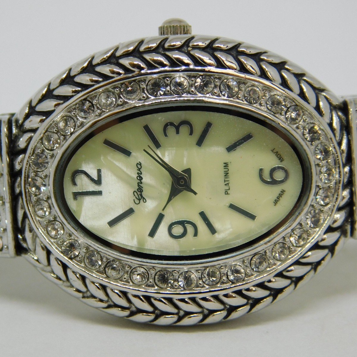 Geneva Platinum NO:8248 Cuff Bracelet Quartz Women's Watch Sz.5 3