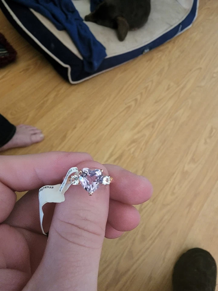 STERLING SILVER .75 CARAT HEART SHAPE ROSE DE FRANCE AMETHYST SOLITAIRE RING 7.5 - Image 3 of 3