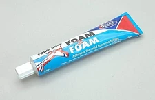 Deluxe-Materials Foam 2 Foam Adhesive (1.7oz 50ml) - Hobby and Plastic Model