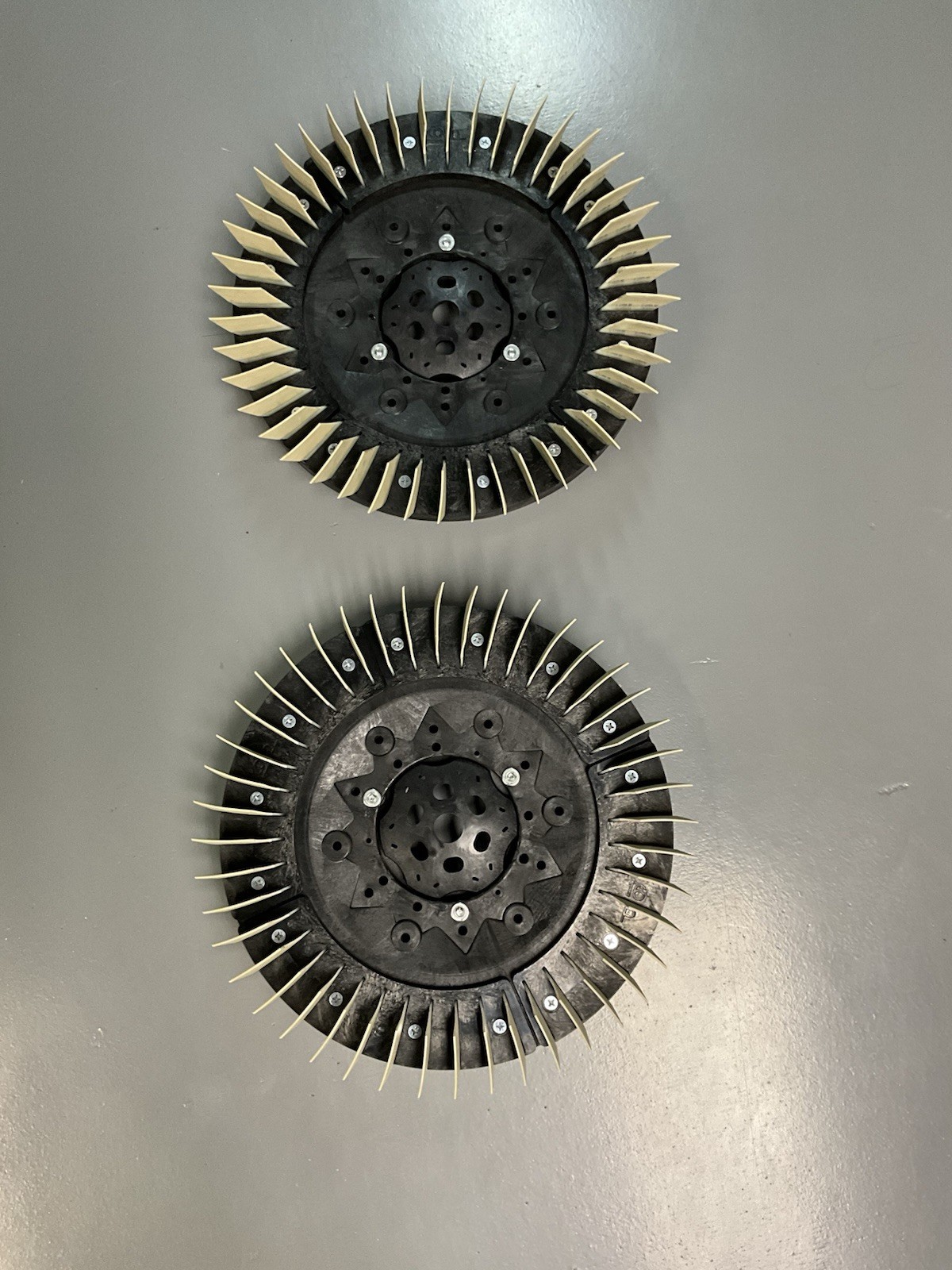 Set Of Two DIAMABRUSH Polishing Abrasive Pad, 16 in., 2000 Grit