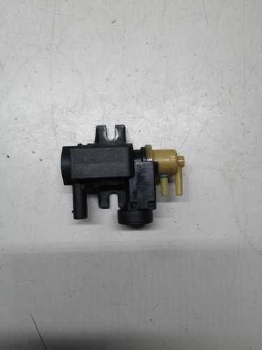 BMW 5 G30 G31 G38 2017 Benzin 250kW Unterdruckventil 8589117 GRI41689