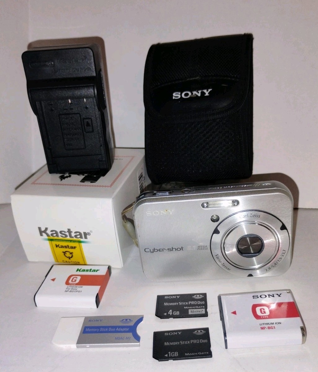 SONY CYBERSHOT DSC N1 8.1 MEGAPIXEL 3 X ZOOM DIGITAL COMPACT