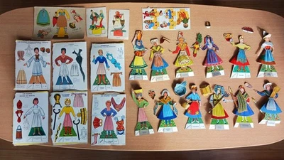 Lot De 18 Poupées En Carton Banania - Photo 1/3