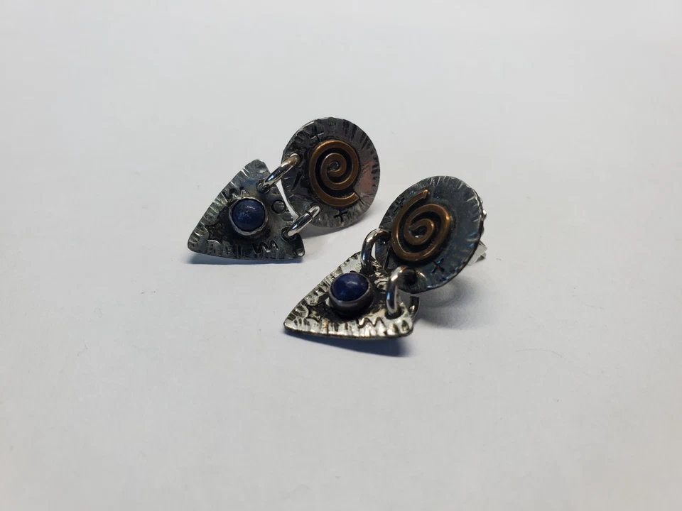 Pendientes colgantes artesanales mixtos de metal lapislázuli espiral triángulo Foto 3 de 4