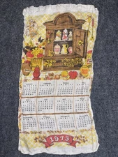 VTG 1975 Colonial Kitchen Spice Cupboard Calendar Tea Towel AnniversaryBirthday 