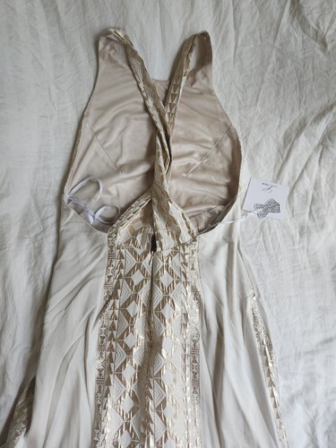 lace the label dress Twist-back Geometric Maxi Dress Size M BNWT - Picture 7 of 15