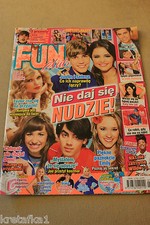 Fun Club 3/2011 Victoria Justice, Selena & Justin, Taylor Swift, Avril, Zac Efro
