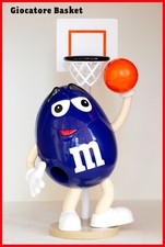 Giocattoli Dispenser Plastica Colorata M&M's Giocatore di Basket Cm. 25