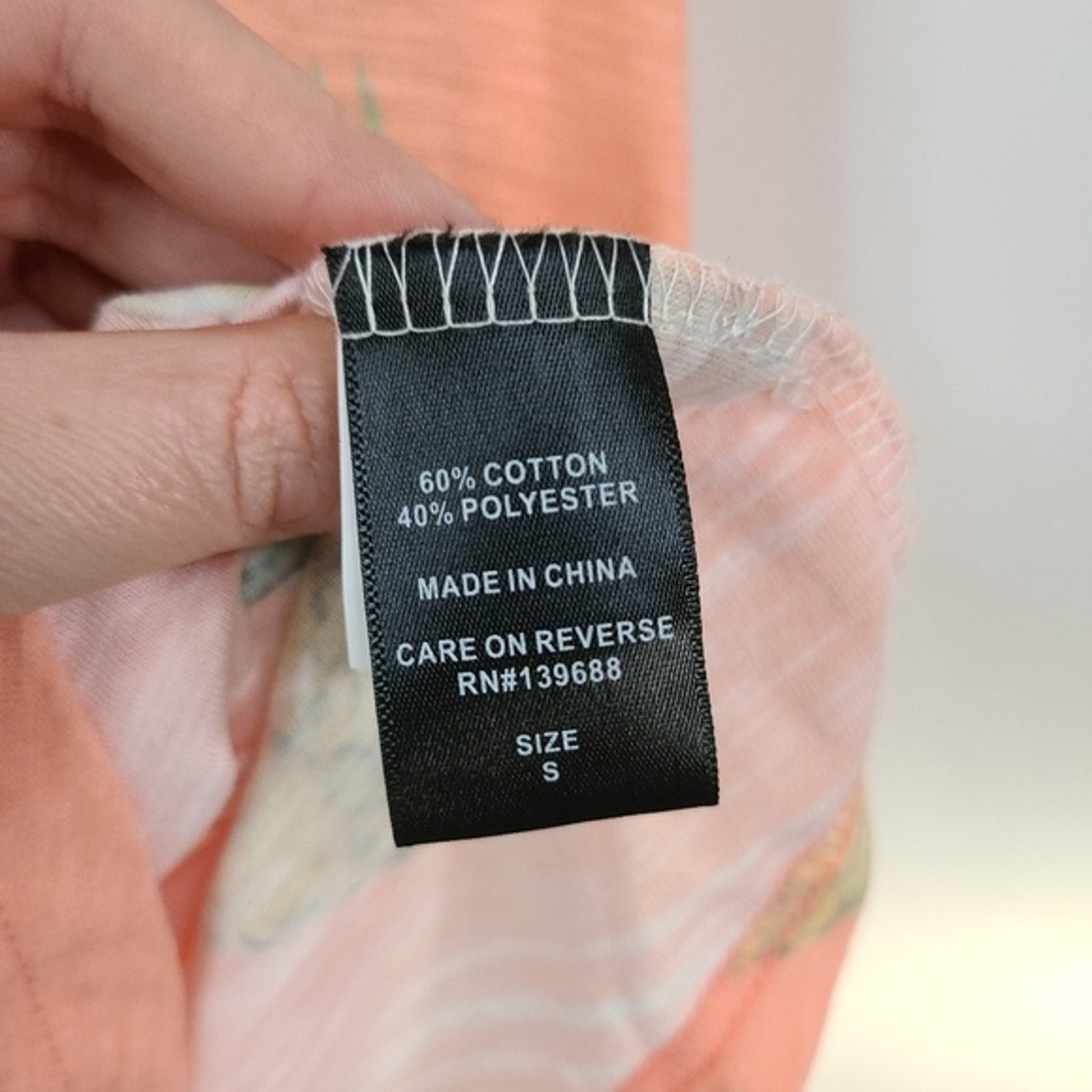 Ocean Current Pineapple Novelty Pattern Sleeveles… - image 4